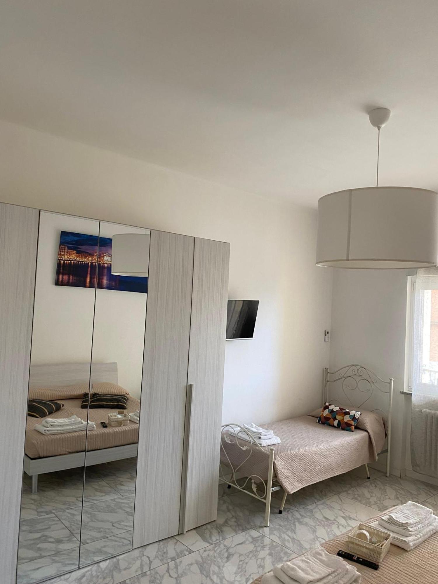 Ennio Rooms Bari Exterior photo